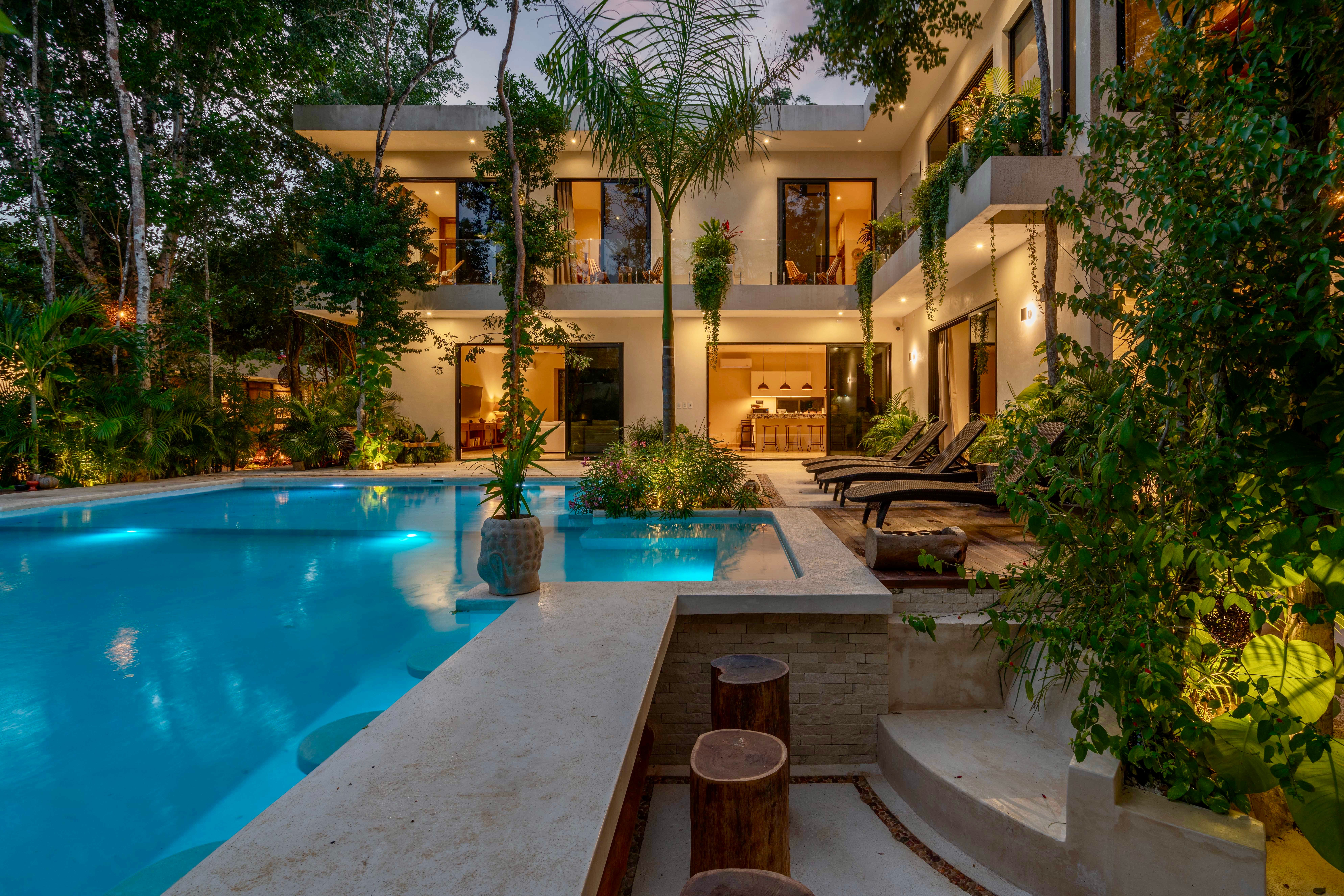Modern Luxury Villa with Basement — photo 5